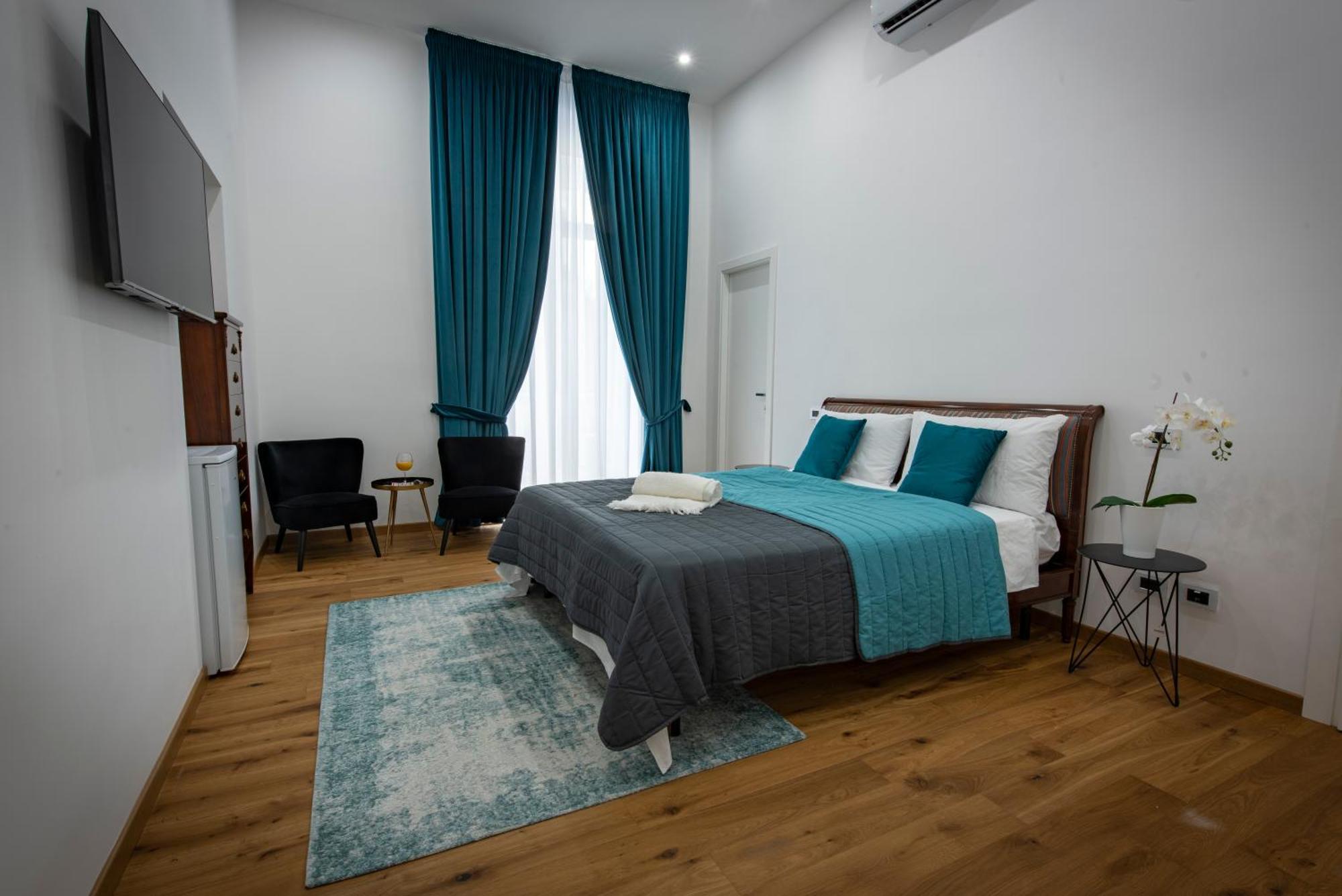 Downtown Napoli B&B - E Si Nun Canto Moro מראה חיצוני תמונה